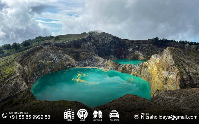 Discover Mt. Kelimutu: Witness 3 Mystical Color Lakes